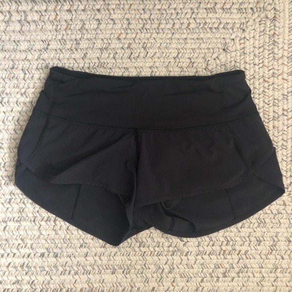 lululemon athletica Pants - Lululemon 2.5 in speed shorts